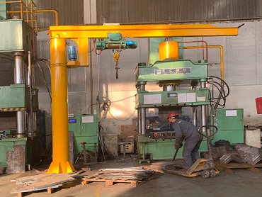 Asennusmenetelmä Cantilever Crane